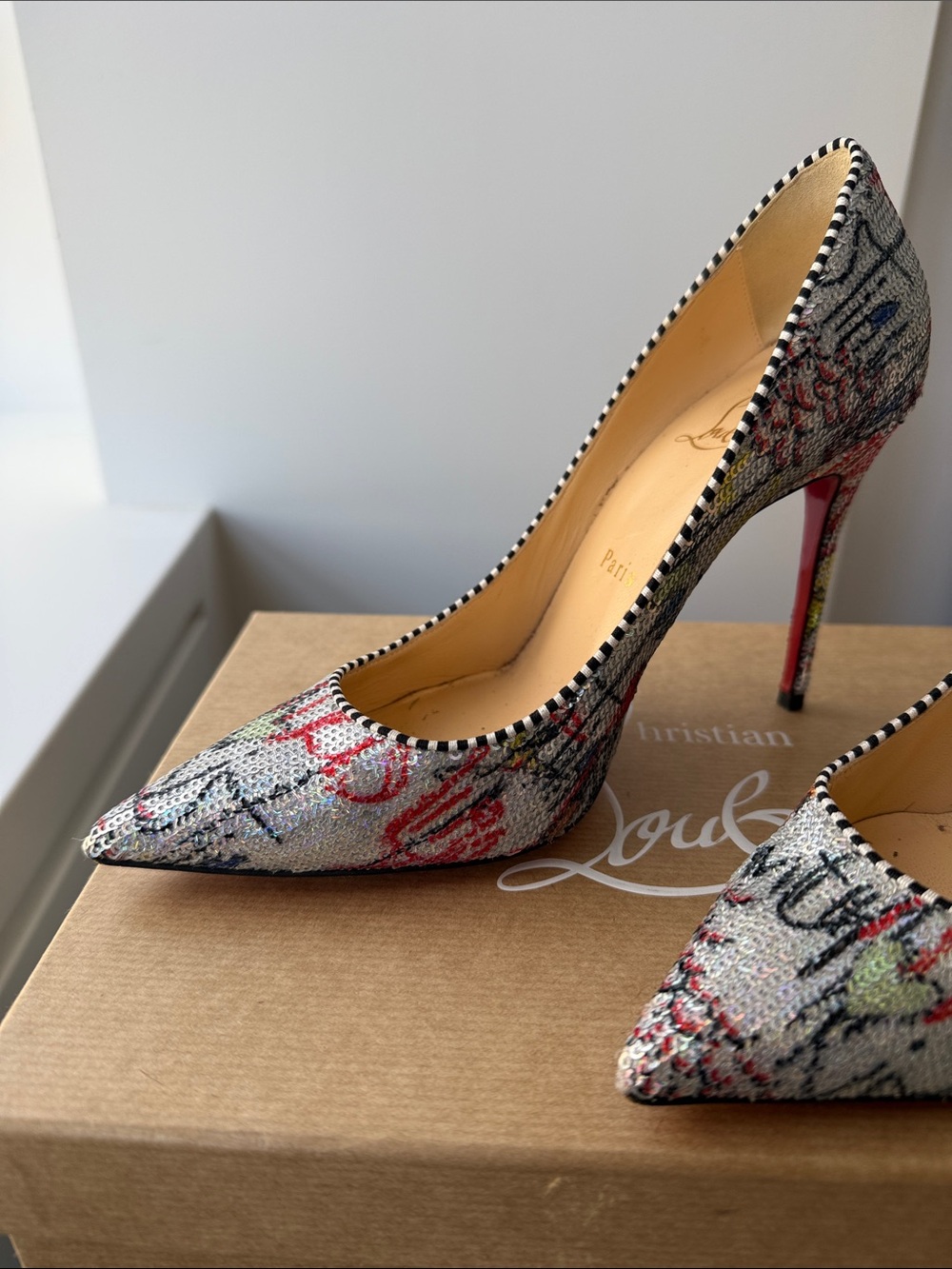 Christian Louboutin Decollette 554 - Picture 8 of 8